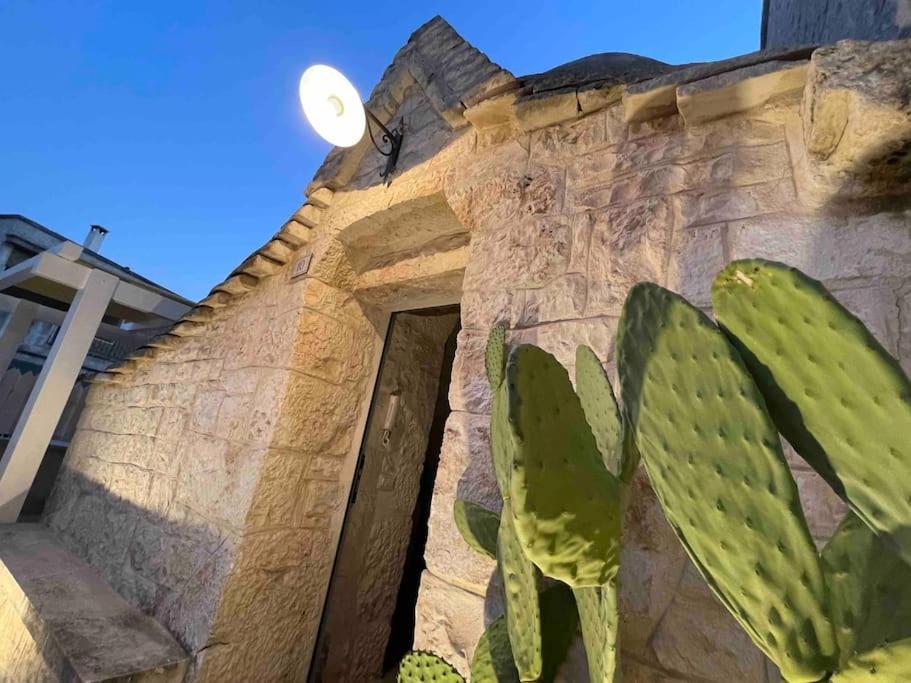 Iconico - Authentic Trulli Experience Apartment Cisternino Exterior foto