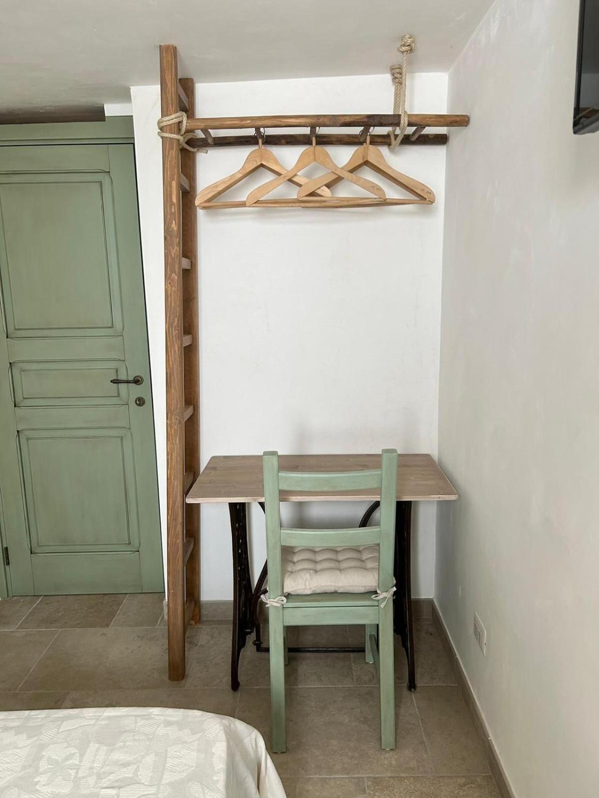 Iconico - Authentic Trulli Experience Apartment Cisternino Exterior foto
